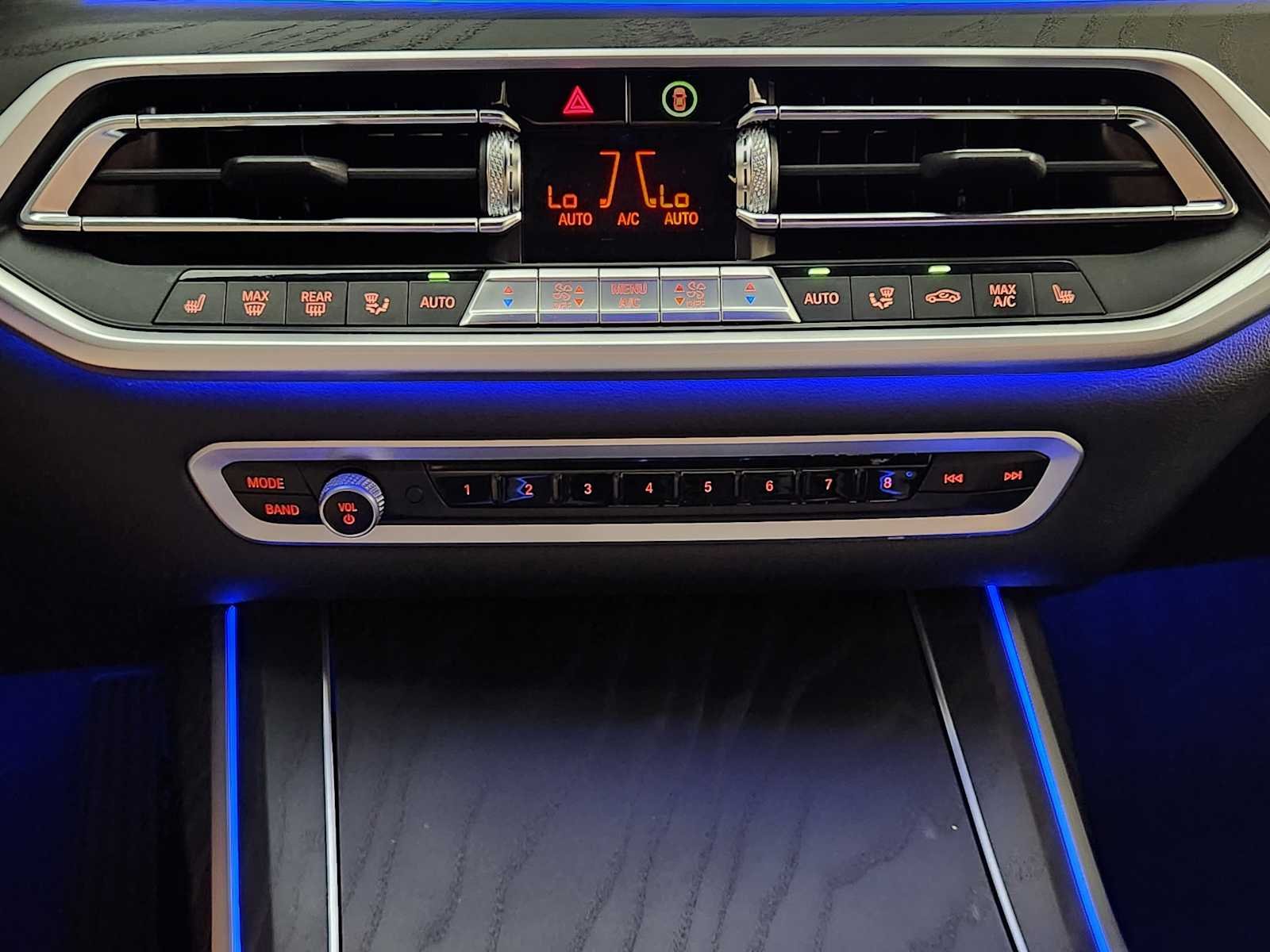 Used 2022 Phytonic Blue Metallic BMW xDrive40i image 19