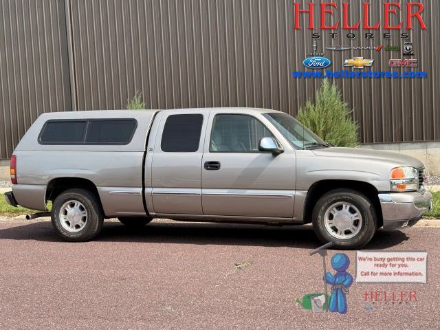 Used 2000 Pewter Metallic GMC SLE image 1