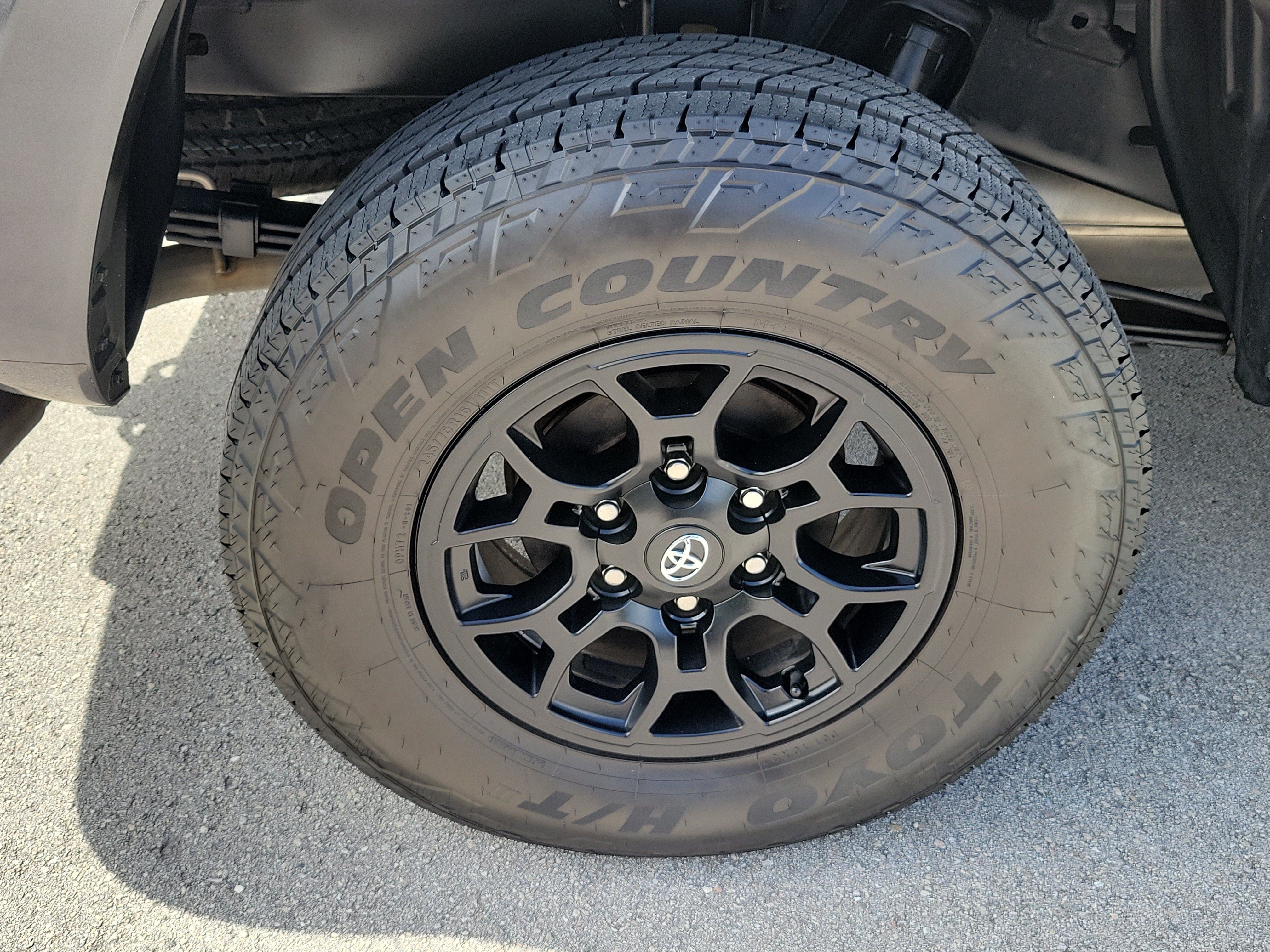 Used 2021 Magnetic Gray Metallic Toyota SR5 image 8