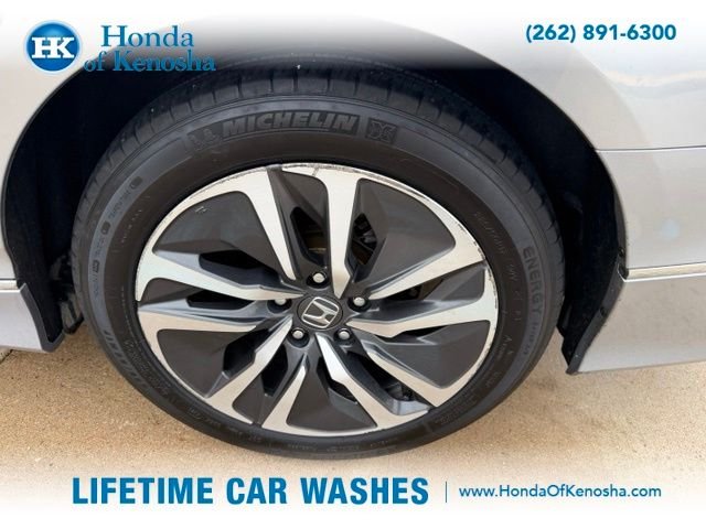 Used 2018  Honda EX-L image 3