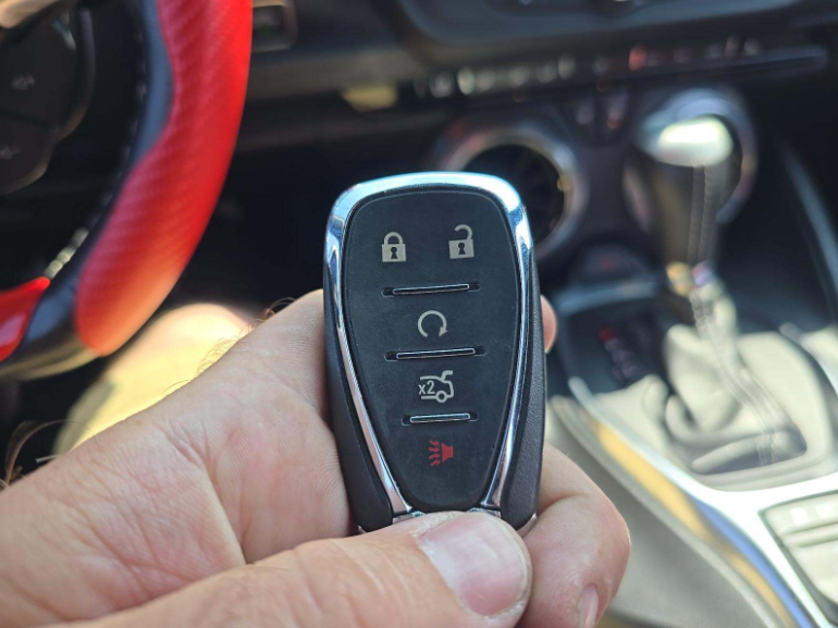 Used 2022 Gray Chevrolet LT1 image 9
