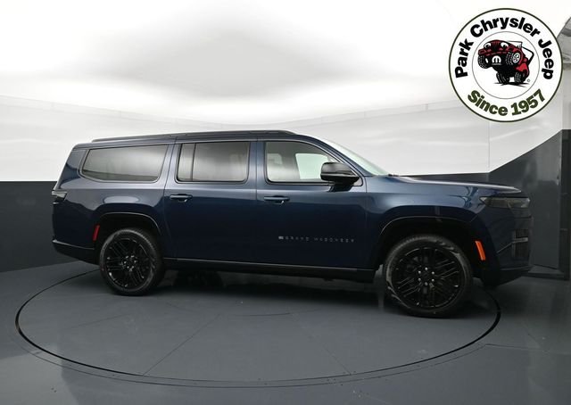 New 2026 Fathom Blue Pearl-Coat Exterior Paint (Late Availability) Jeep Limited Reserve image 6