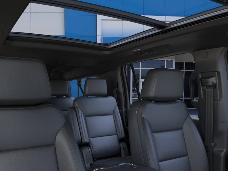 New 2026 Summit White Chevrolet Z71 image 24
