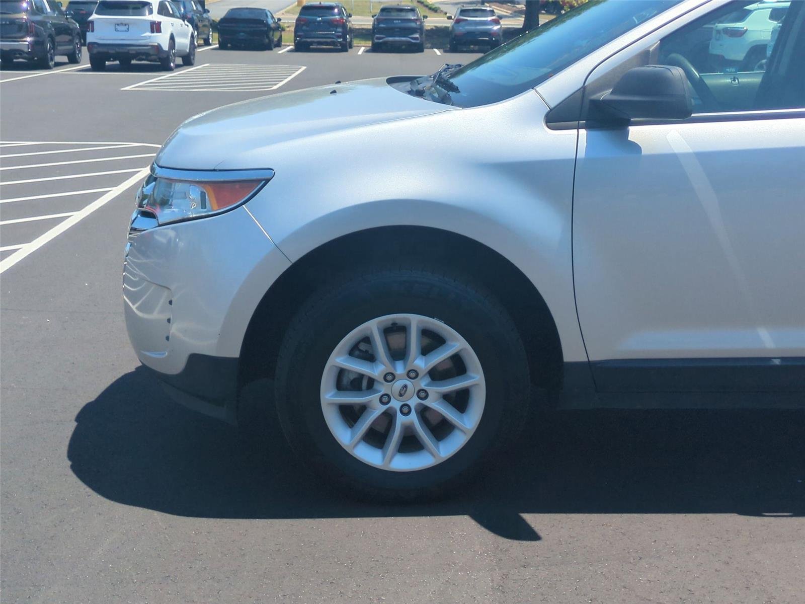 Used 2013 Ingot Silver Metallic Ford SE image 23
