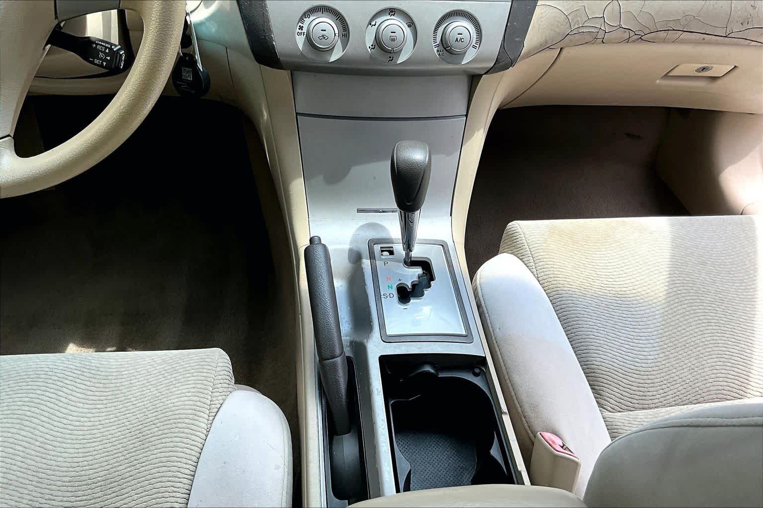Used 2007 Blizzard Pearl Toyota SE image 16