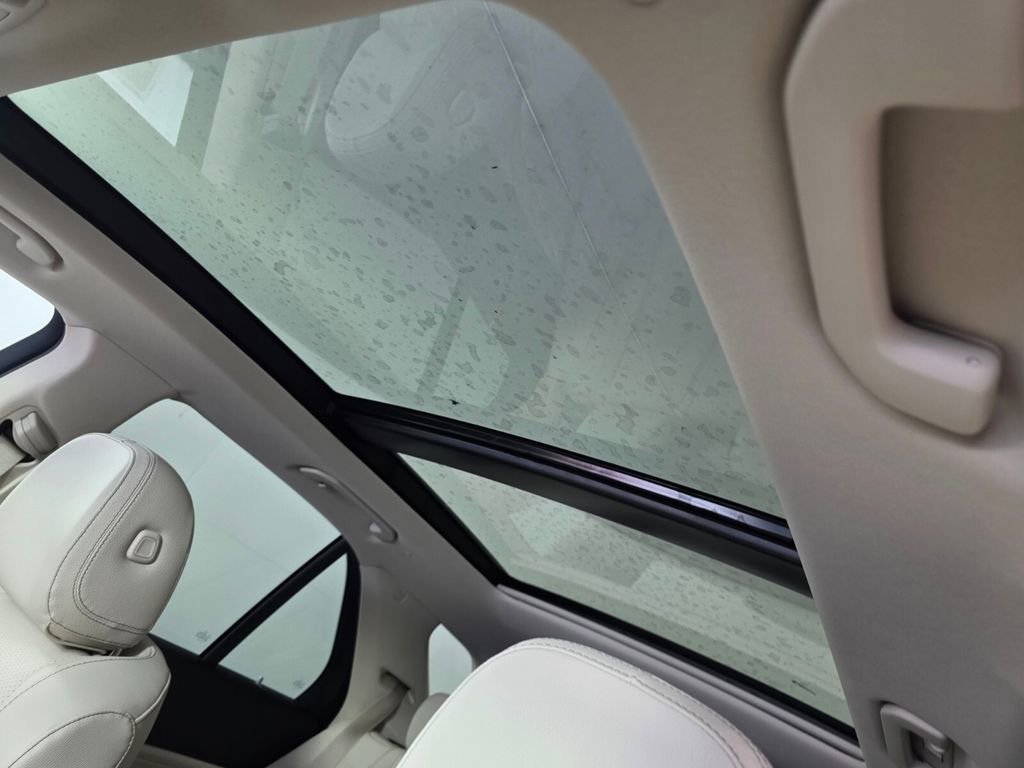 New 2026 Polar White Mercedes-Benz GLE 350 image 26