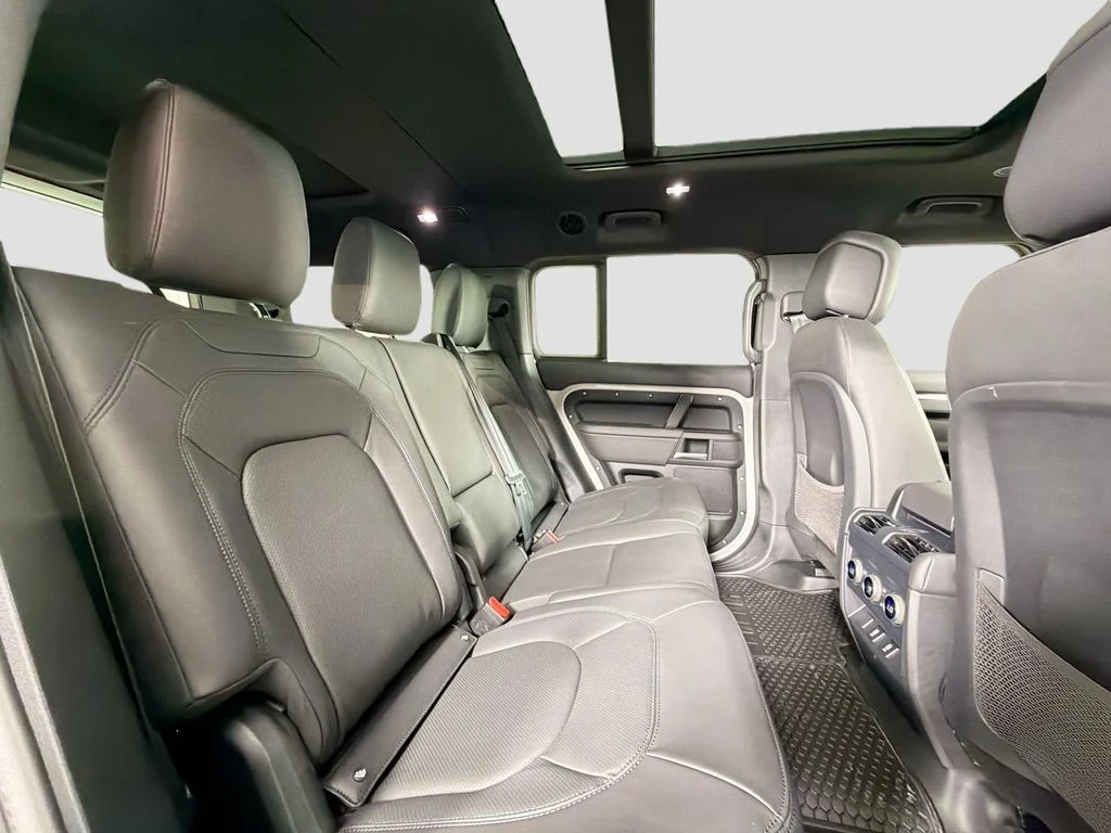 New 2026 Borasco Grey Land Rover X-Dynamic SE image 29