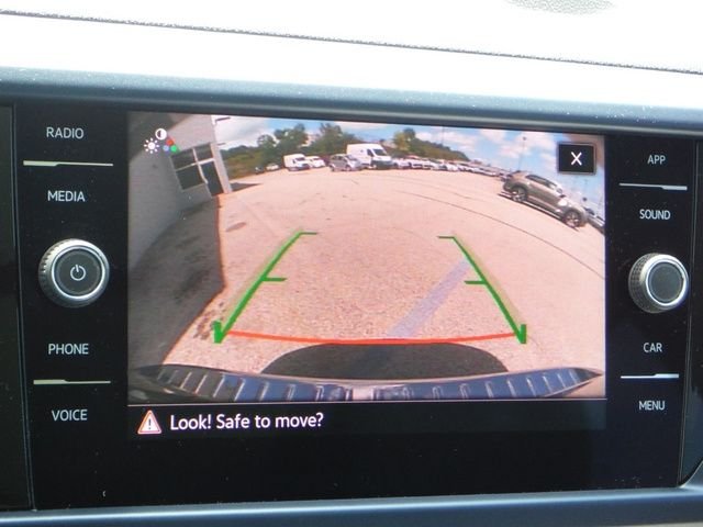 Used 2024  Volkswagen 1.5T SE image 23