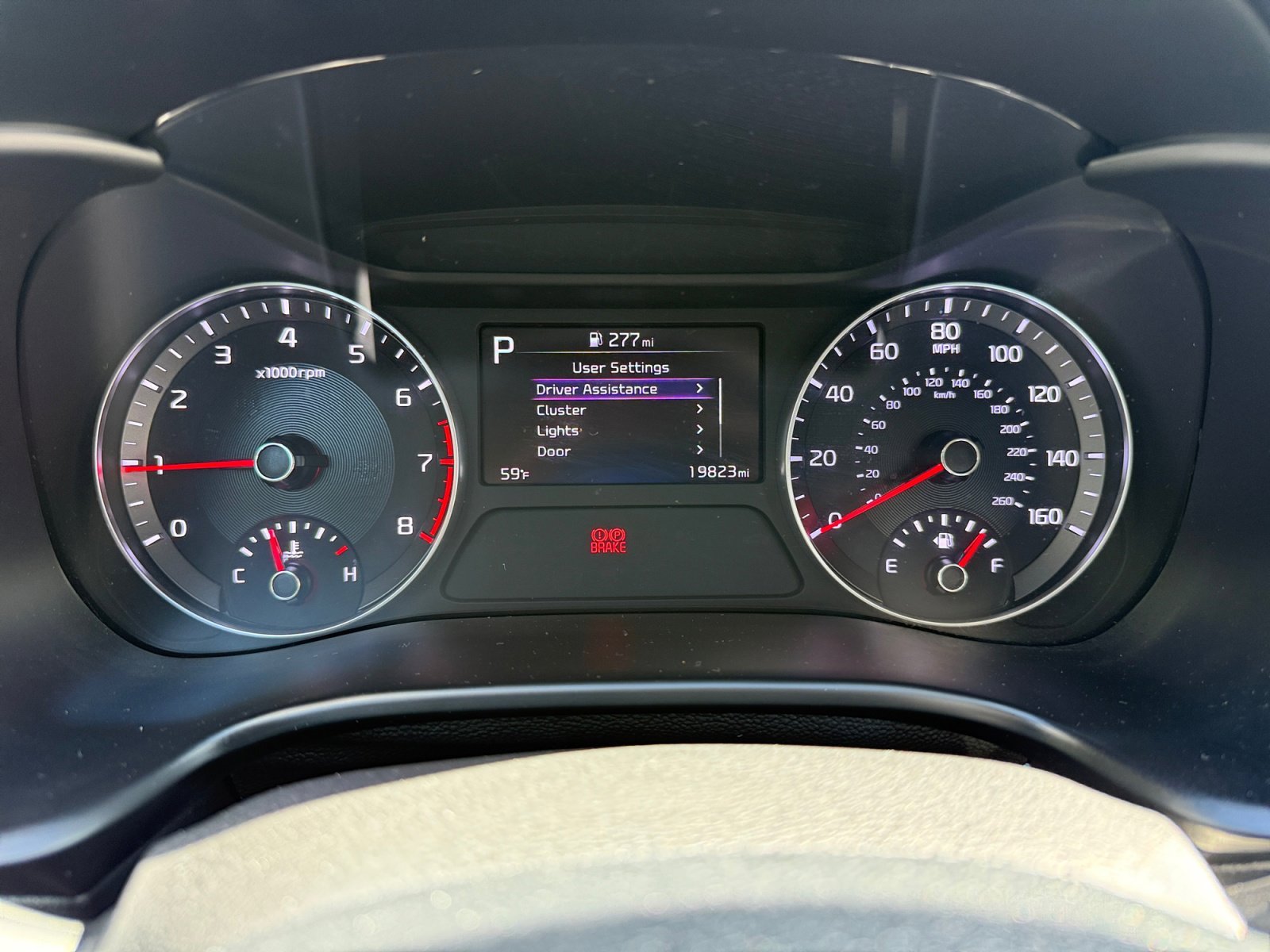 Used 2022 Snow White Pearl Kia LXS image 11