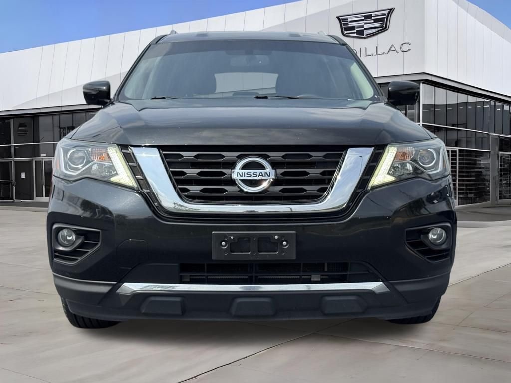 Used 2019 Black Nissan SL image 4