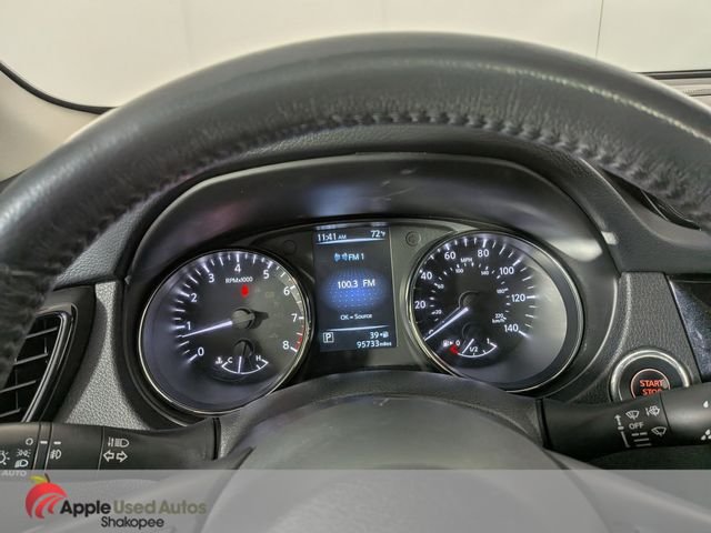 Used 2017 White Nissan SL image 17
