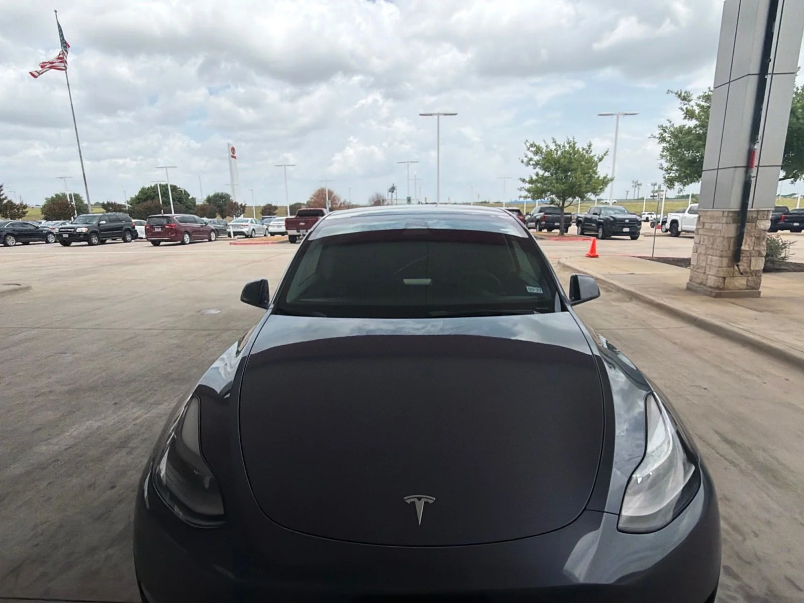 Used 2023  Tesla Long Range image 11