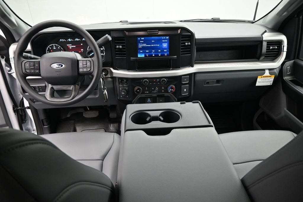 New 2026 Oxford White Ford XL image 18