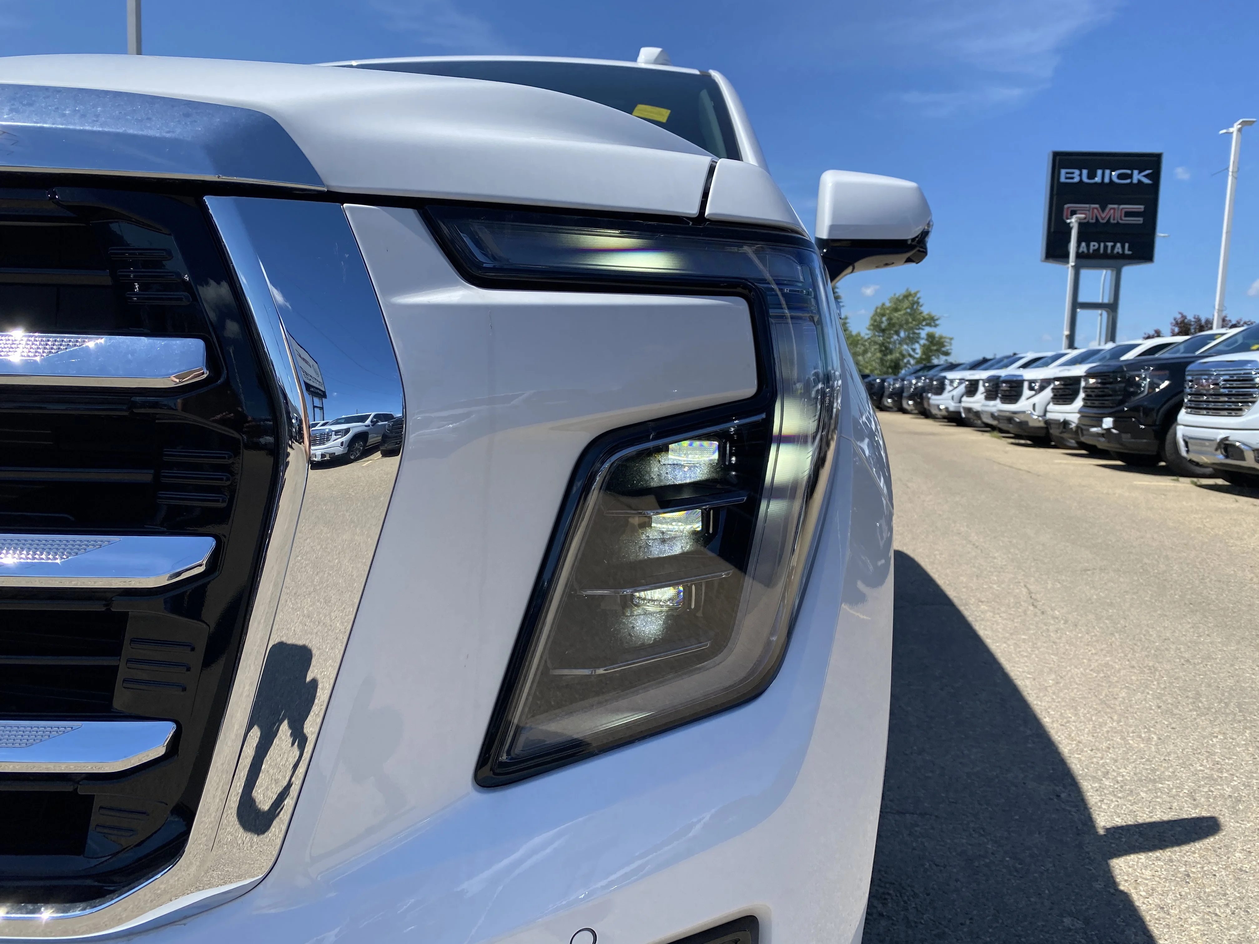 New 2026 Summit White GMC Elevation image 10