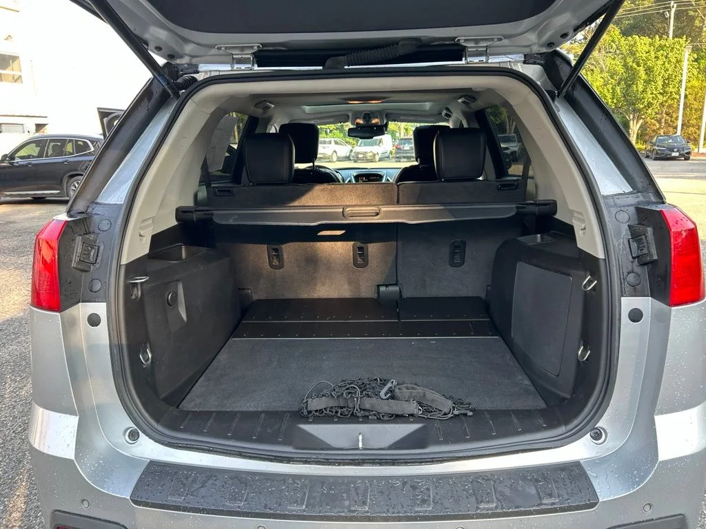 Used 2012 Silver GMC SLT-2 image 22