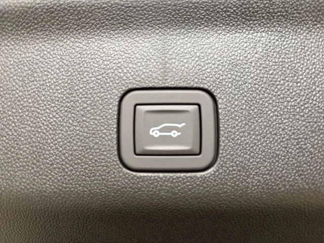 New 2026 White GMC Denali image 21