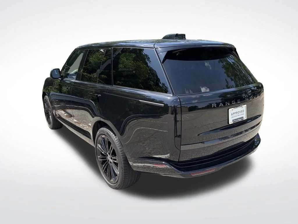 Certified Used 2025 Black Land Rover SE image 7