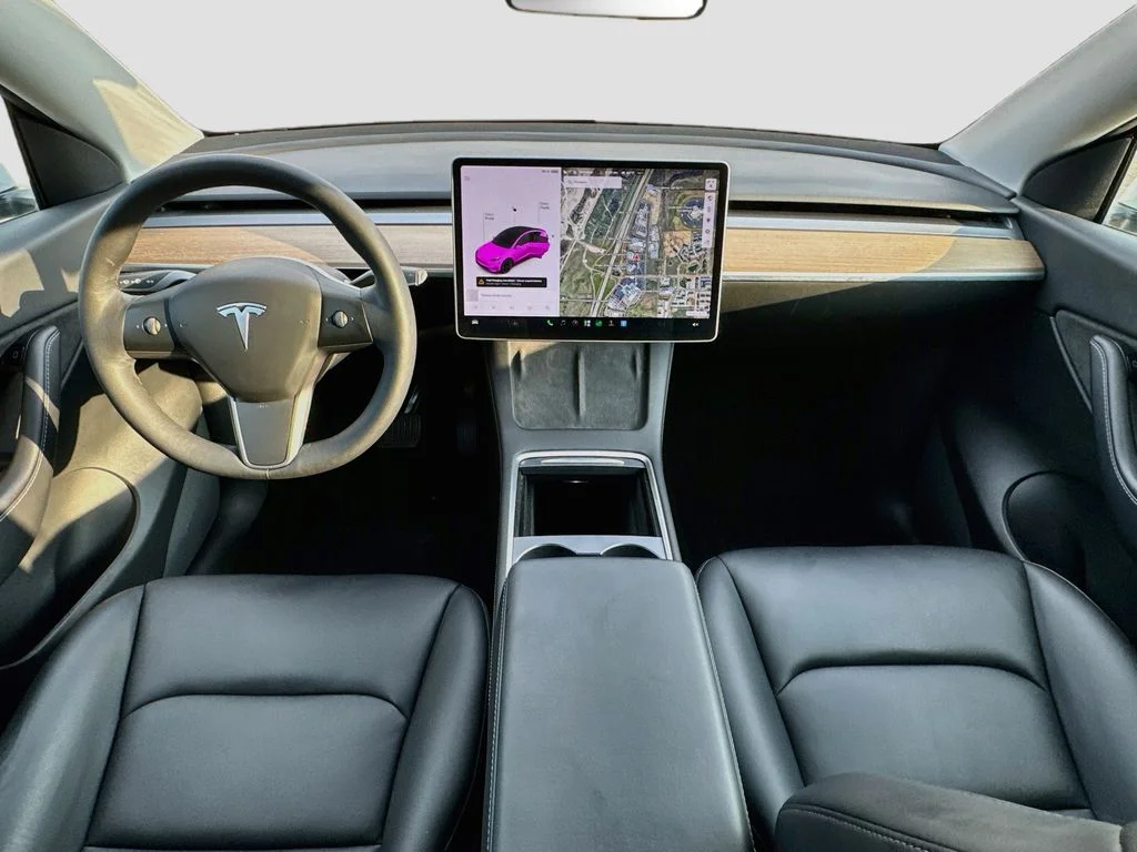 Used 2021 White Tesla Long Range image 20