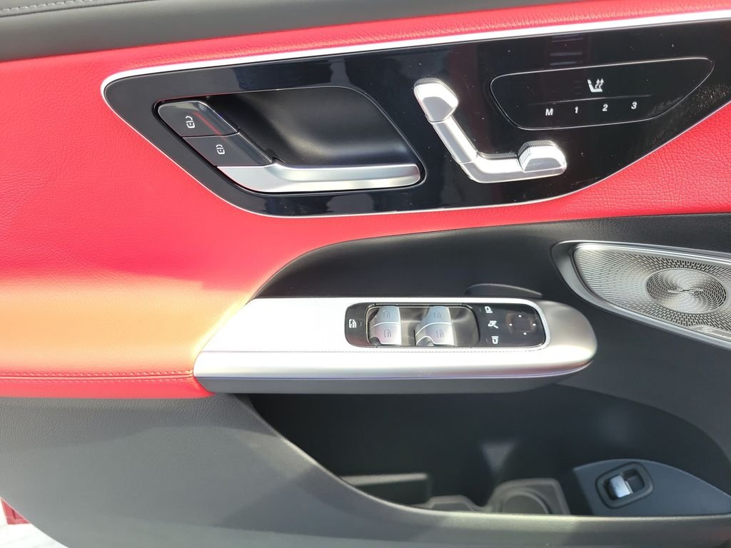 New 2027 MANUFAKTUR Patagonia Red Metallic Mercedes-Benz GLC 300 image 17