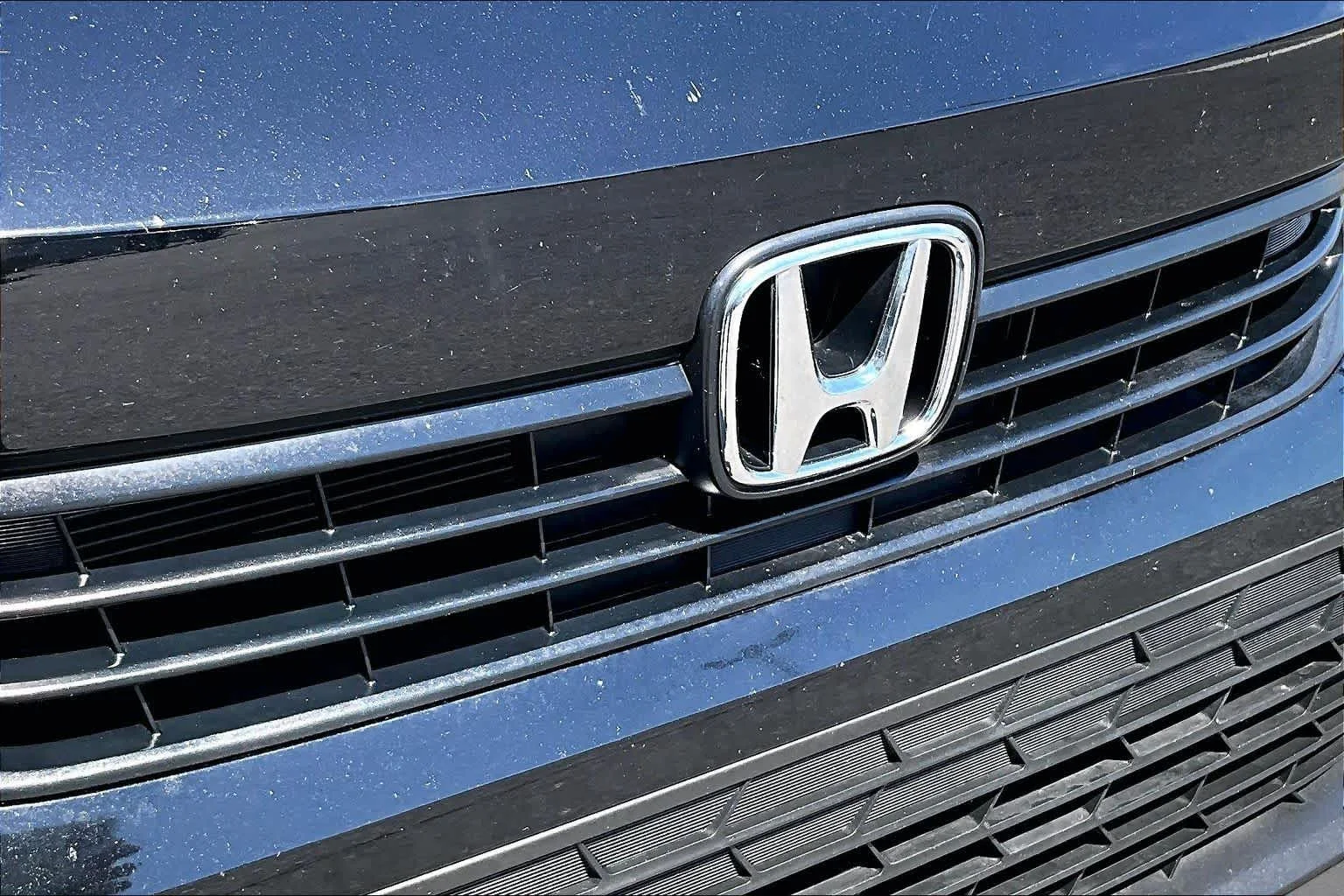 Used 2024 Crystal Black Pearl Honda EX image 29