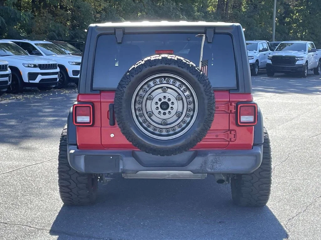 Used 2020 Red Jeep Unlimited Sport S image 7