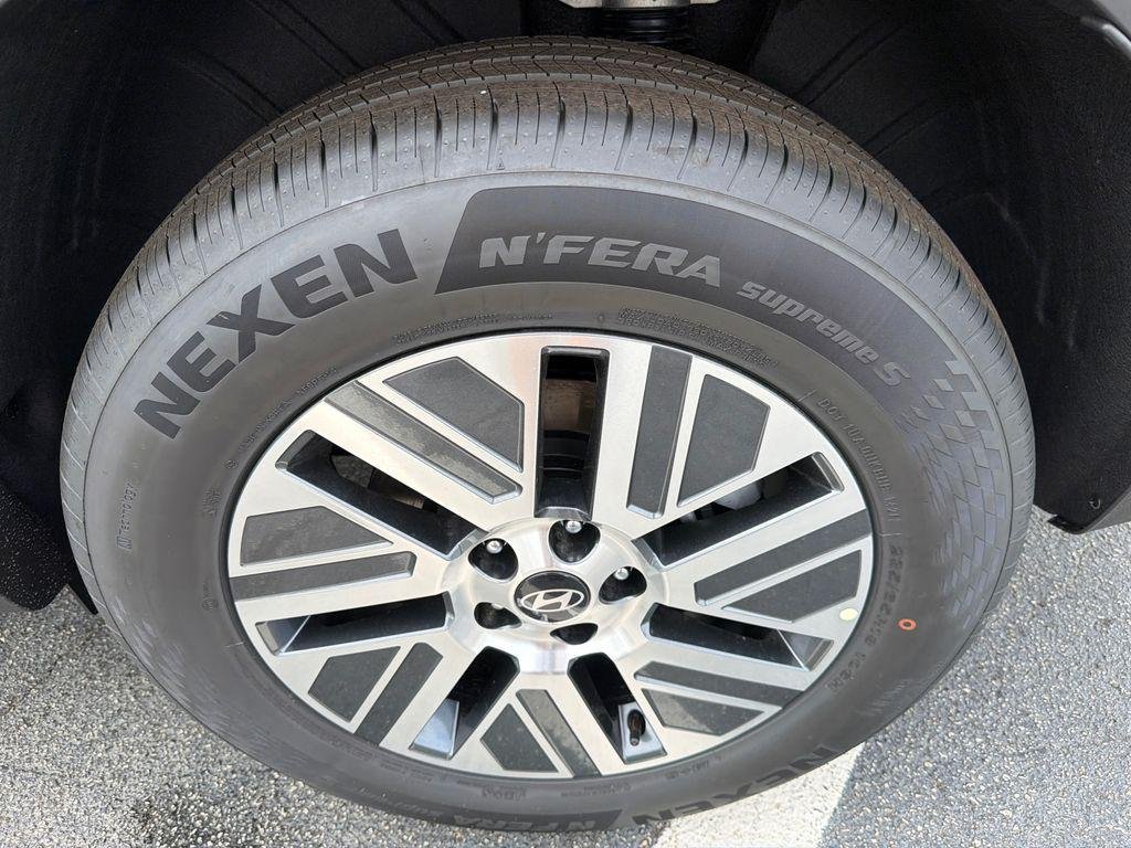 New 2026 Black Hyundai Blue SEL Premium 8P image 20