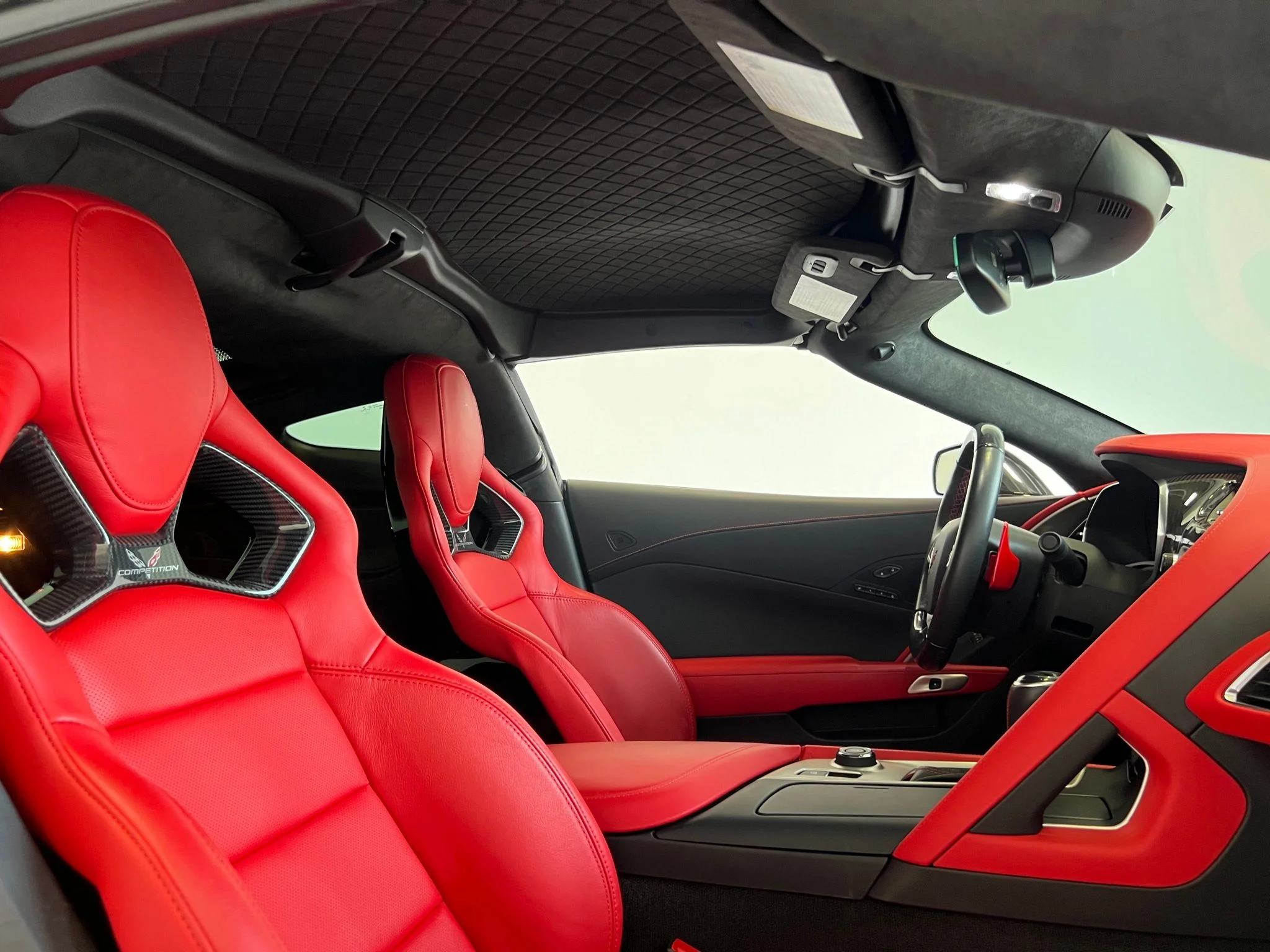 Used 2019 White Chevrolet ZR1 image 23