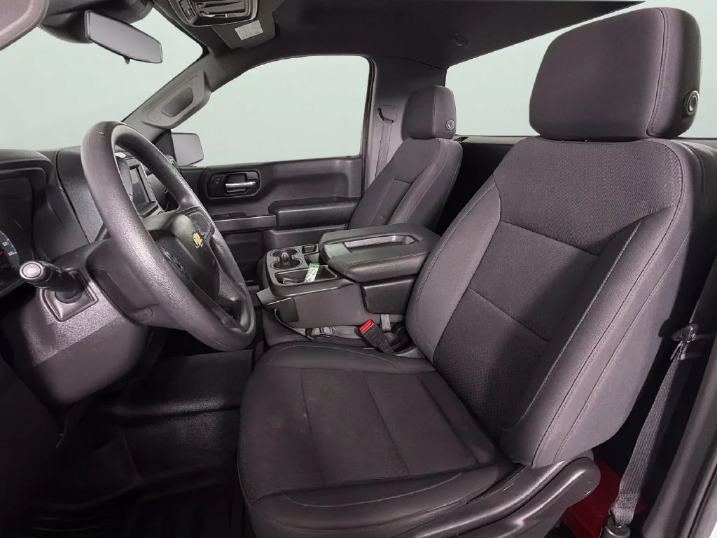 Used 2025 Summit White Chevrolet WT image 18