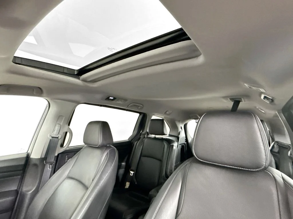 Used 2023 Gray Honda EX-L image 20