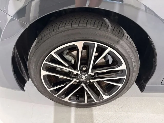 Used 2026  Toyota XLE image 4