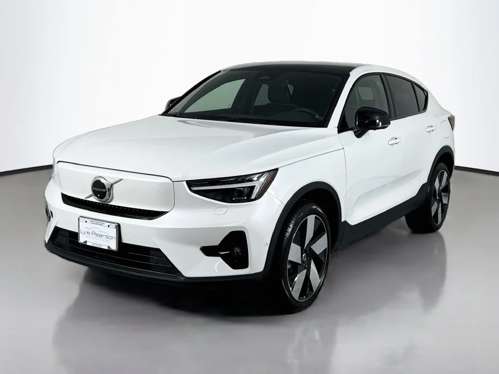 2023 Volvo C40