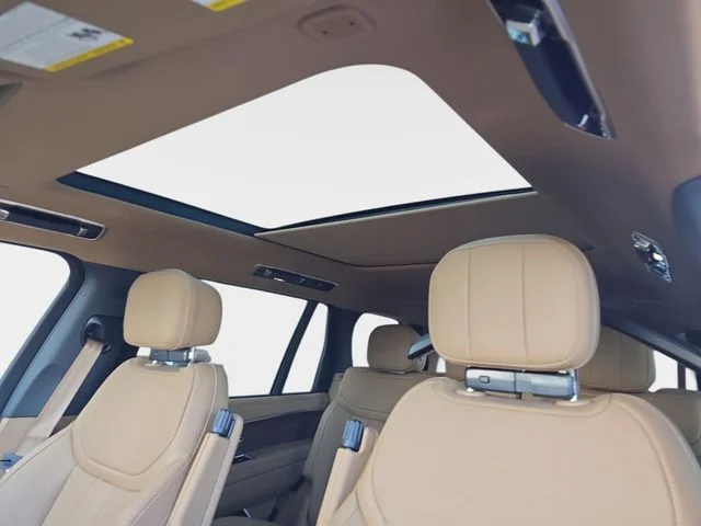 New 2026 Batumi Gold Land Rover SE LWB image 17