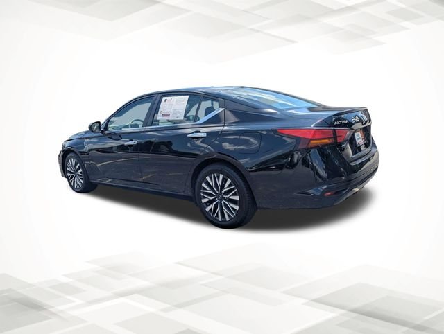 Used 2024 Black Nissan 2.5 SV image 6