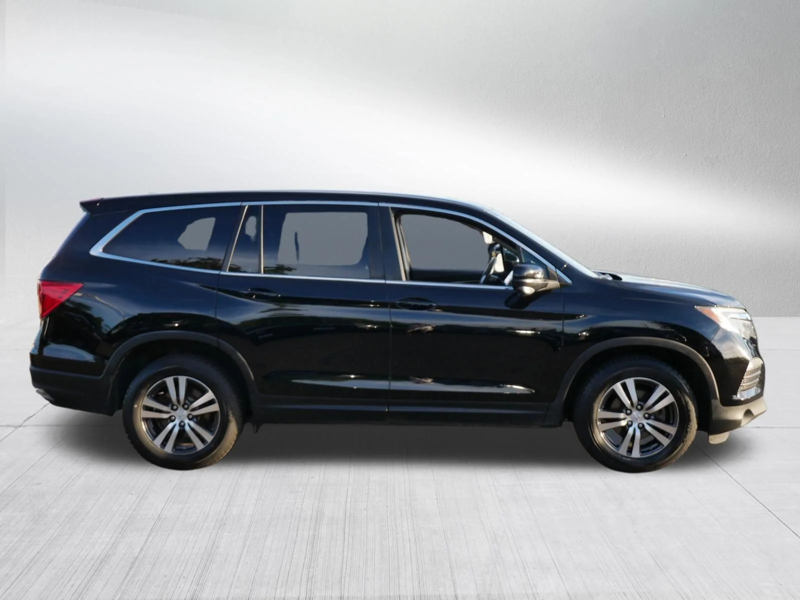 Used 2016 Crystal Black Pearl Honda EX-L image 8