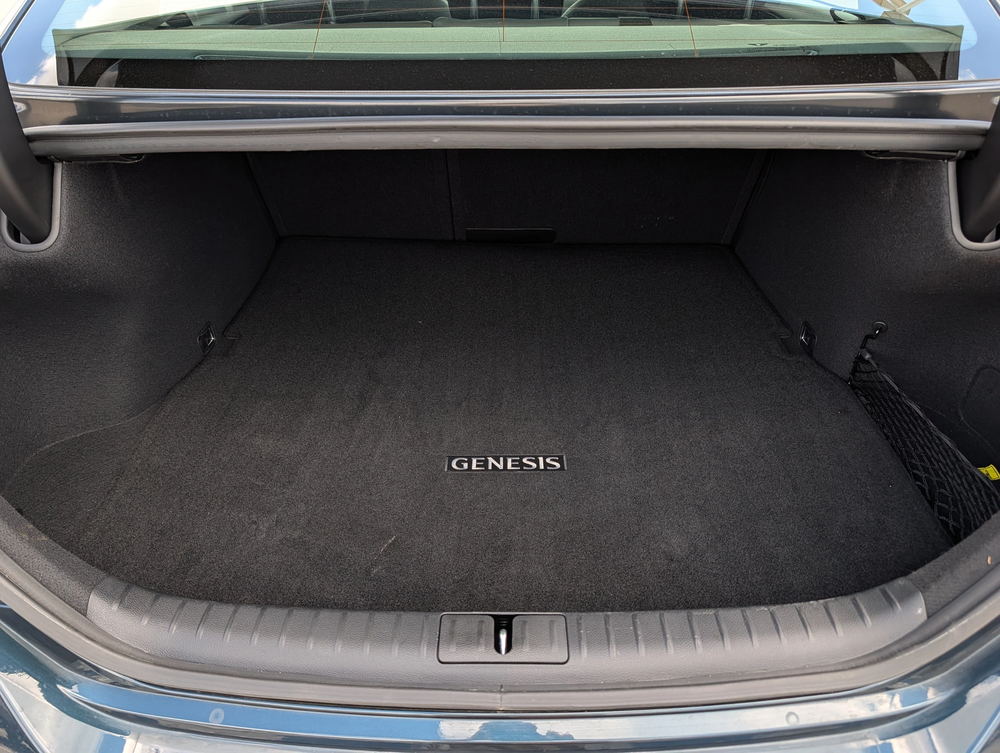 Used 2024 Tasman Blue Genesis 2.5T image 18