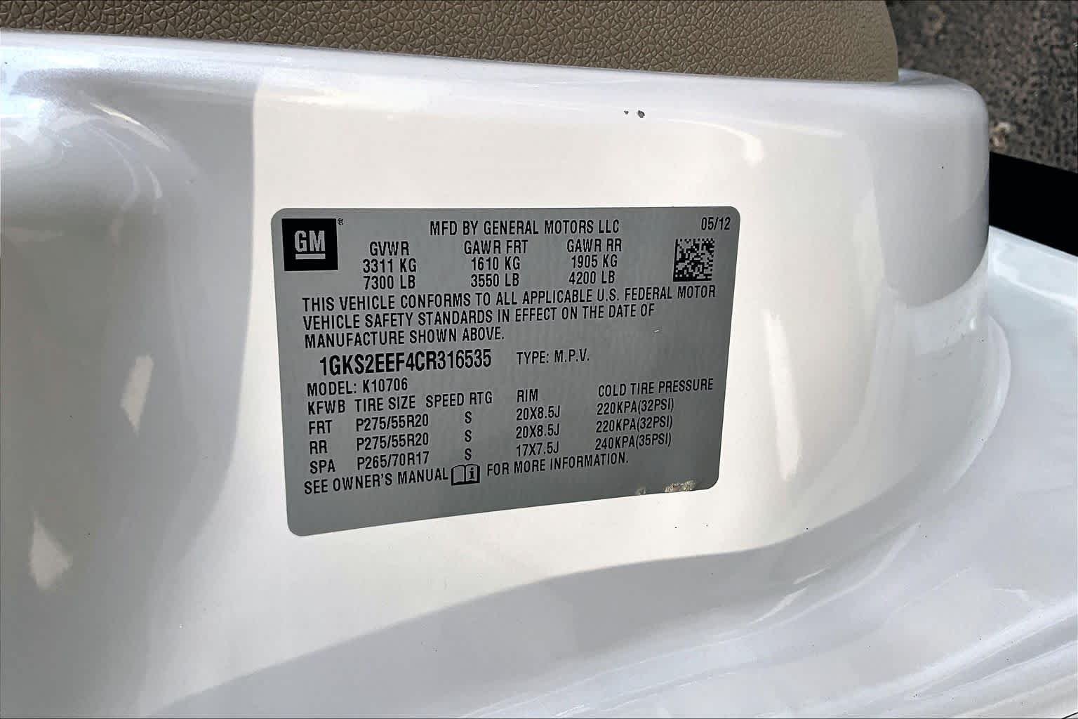 Used 2012 White Diamond Tricoat GMC Denali image 33