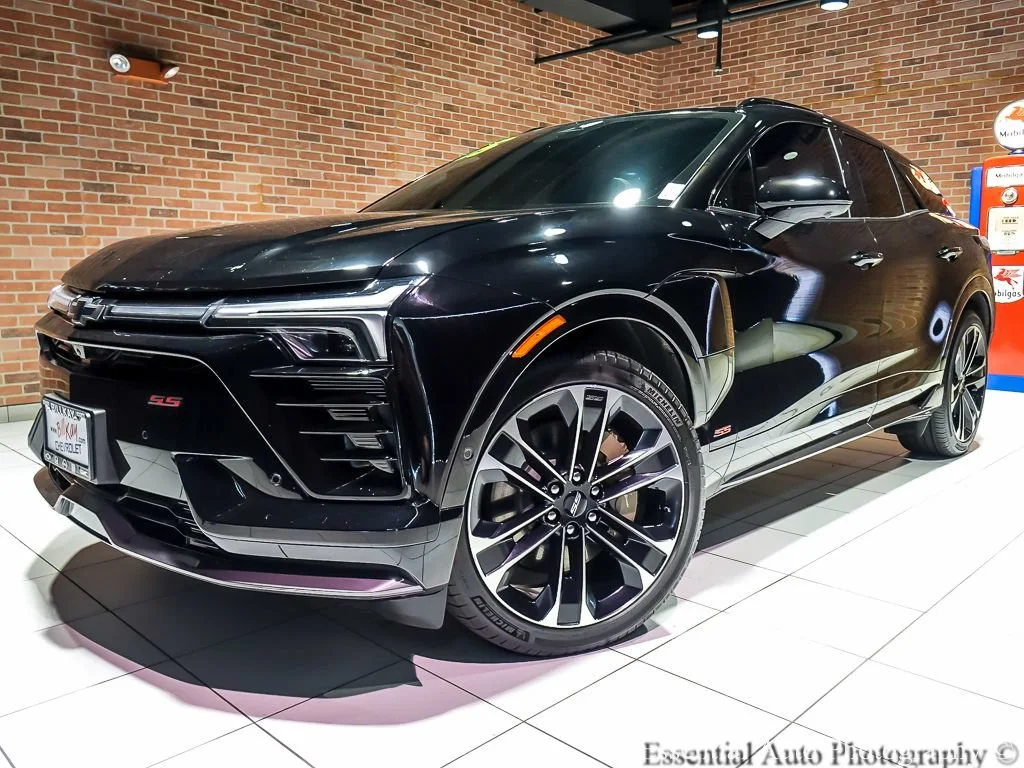 Used 2025 Chevrolet Blazer EV SS with VIN 3GNKDERLXSS191257 for sale in Lisle, IL