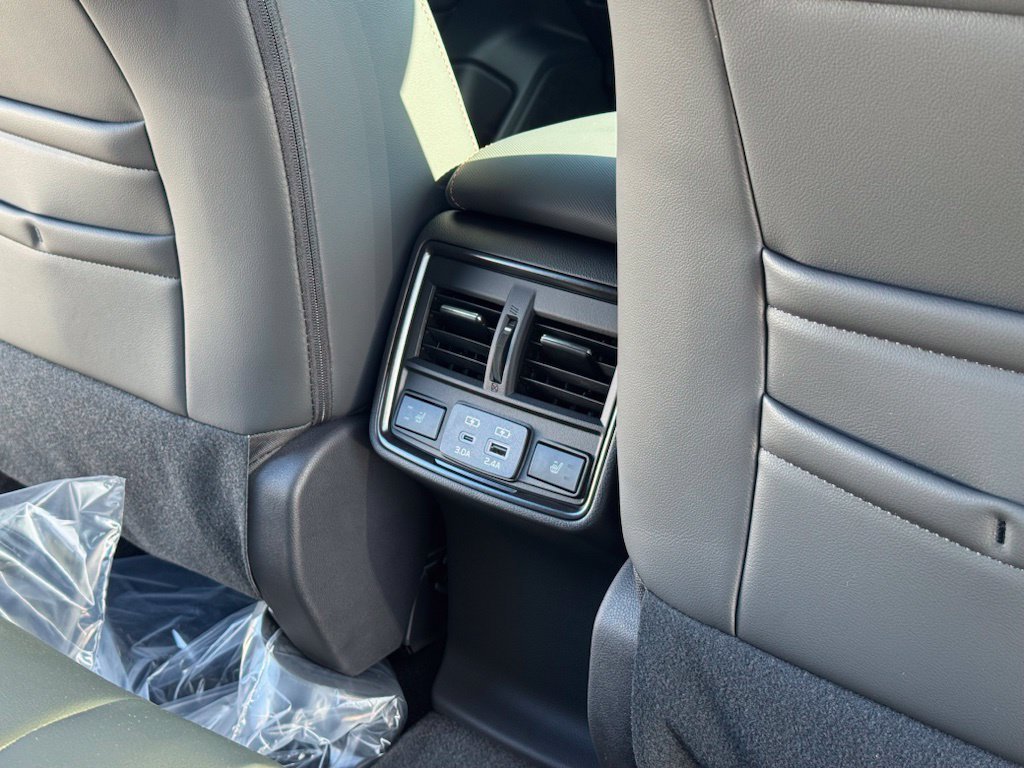 New 2026 AUTUMN GREEN METALLIC Subaru Touring image 22