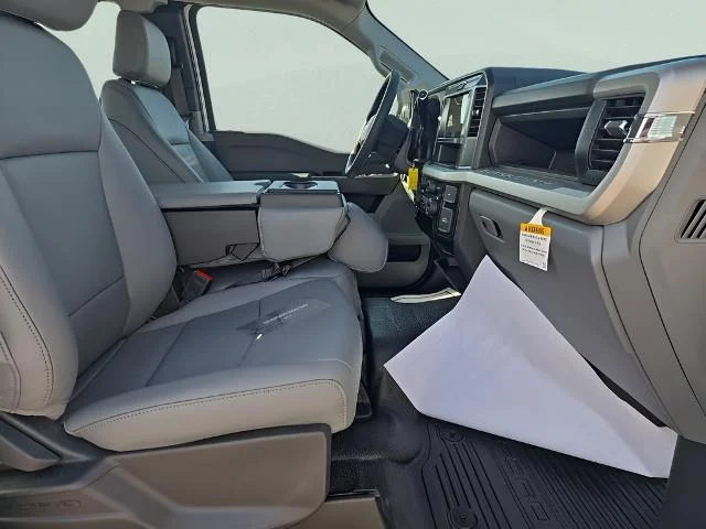 New 2026 Oxford White Ford F-350® XL image 47