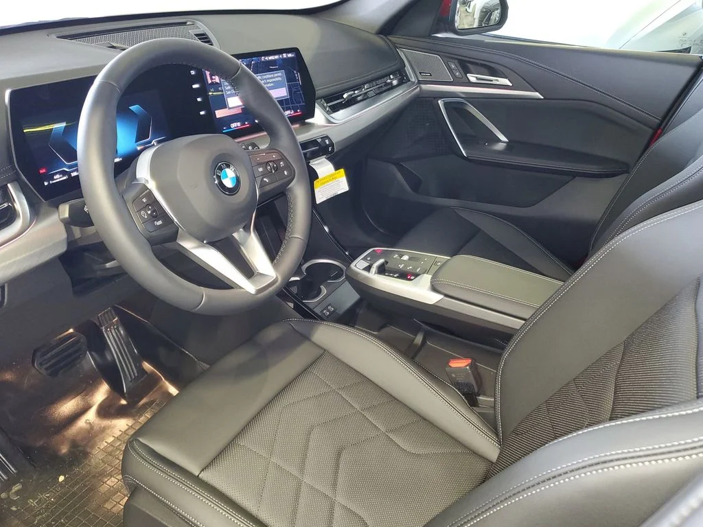 Used 2026 Red BMW xDrive28i image 15