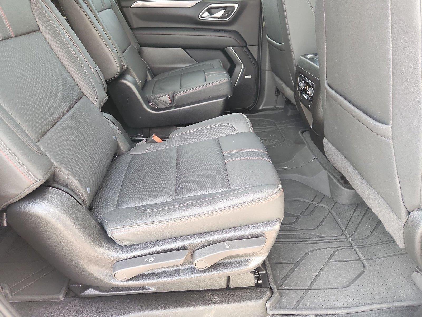 2024 Chevrolet Suburban RST - Photo 28