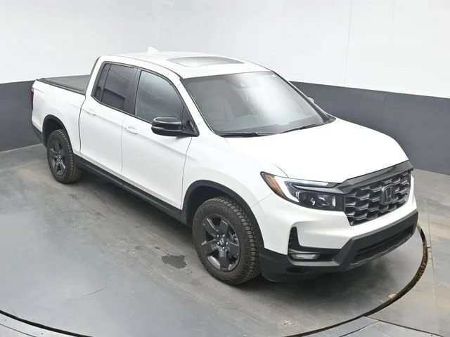 Certified Used 2026 Platinum White Pearl Honda TrailSport image 67