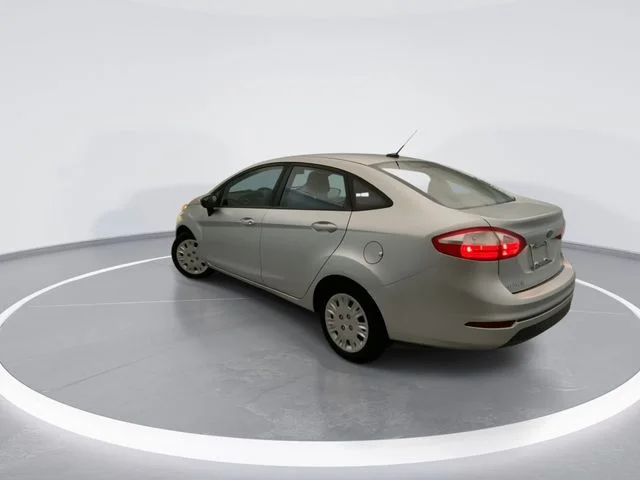 Used 2016 Silver Ford S image 4