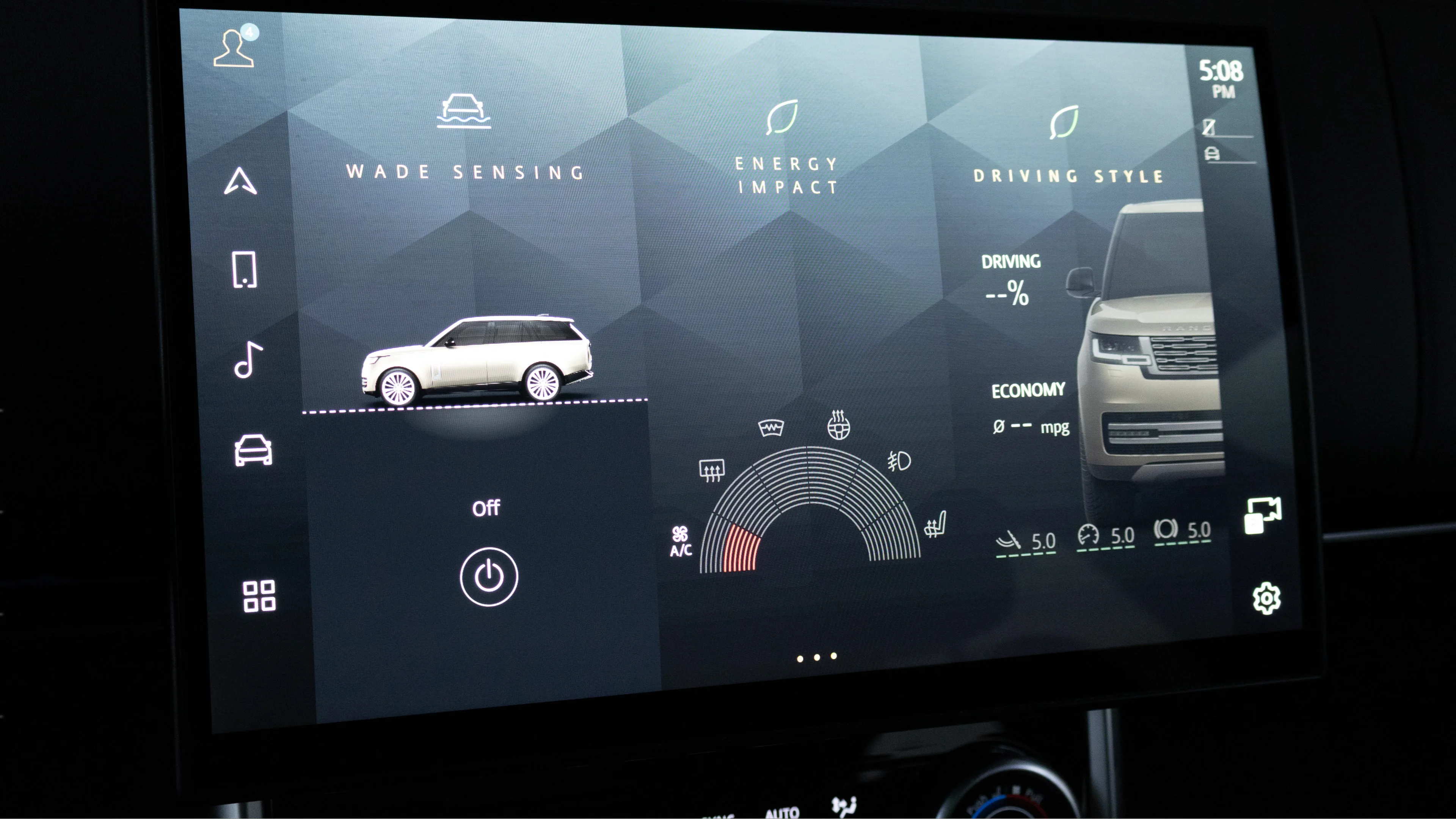 Used 2023 Blue Land Rover SE image 19