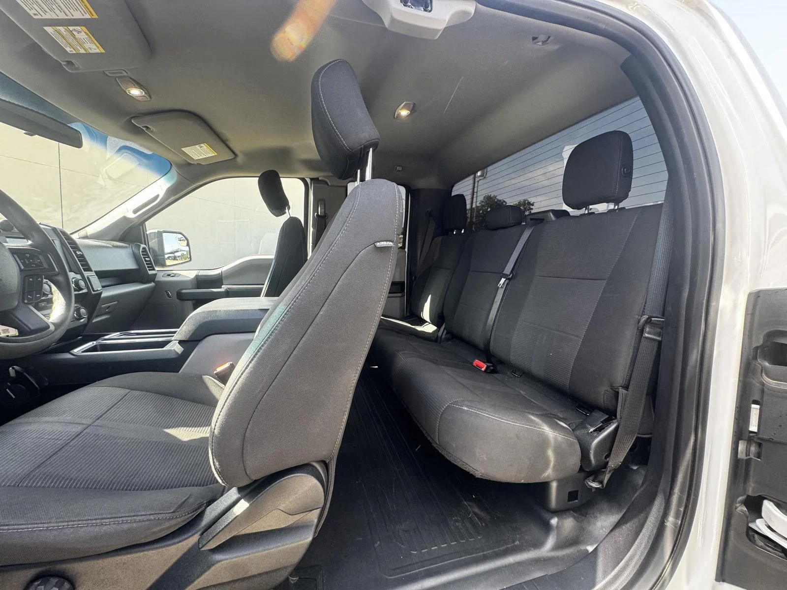 Used 2018 Oxford White Ford XL image 15