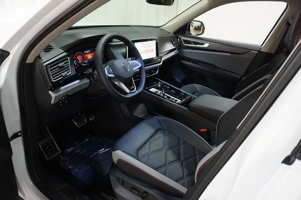 New 2026 Opal White Volkswagen 2.0T Peak Edition image 9