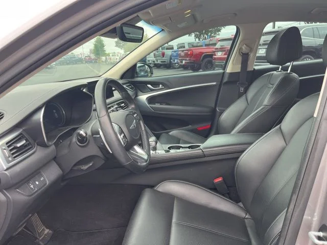 Used 2023 Silver Genesis 2.0T image 6