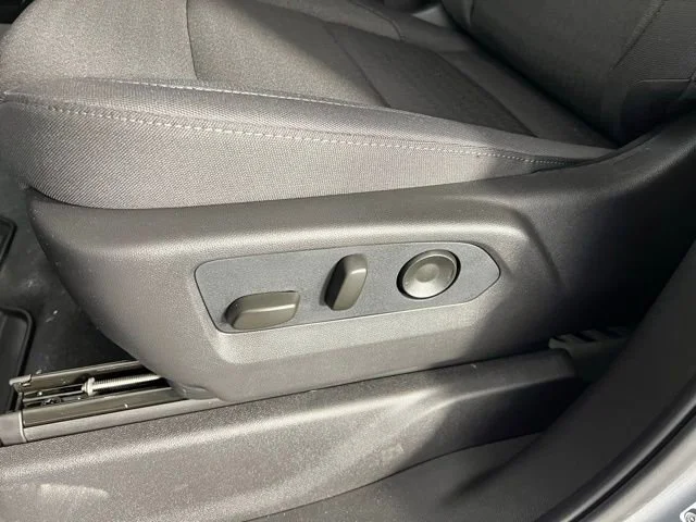 2026 GMC Sierra 1500 SLE - Photo 19