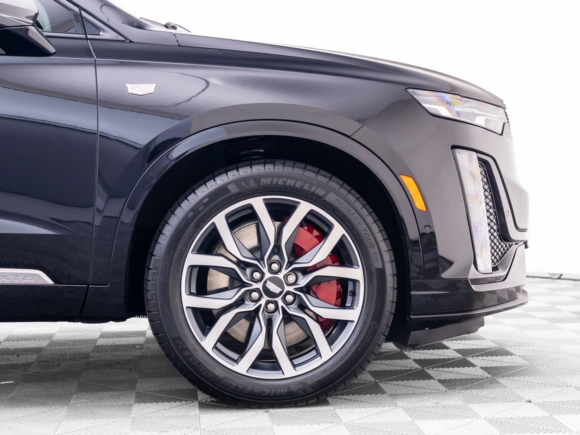 Used 2024 Black Cadillac Sport image 40