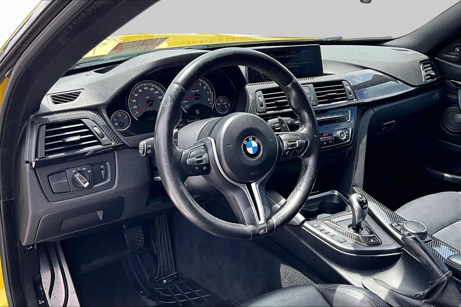 Used 2015 Austin Yellow Metallic BMW  image 17